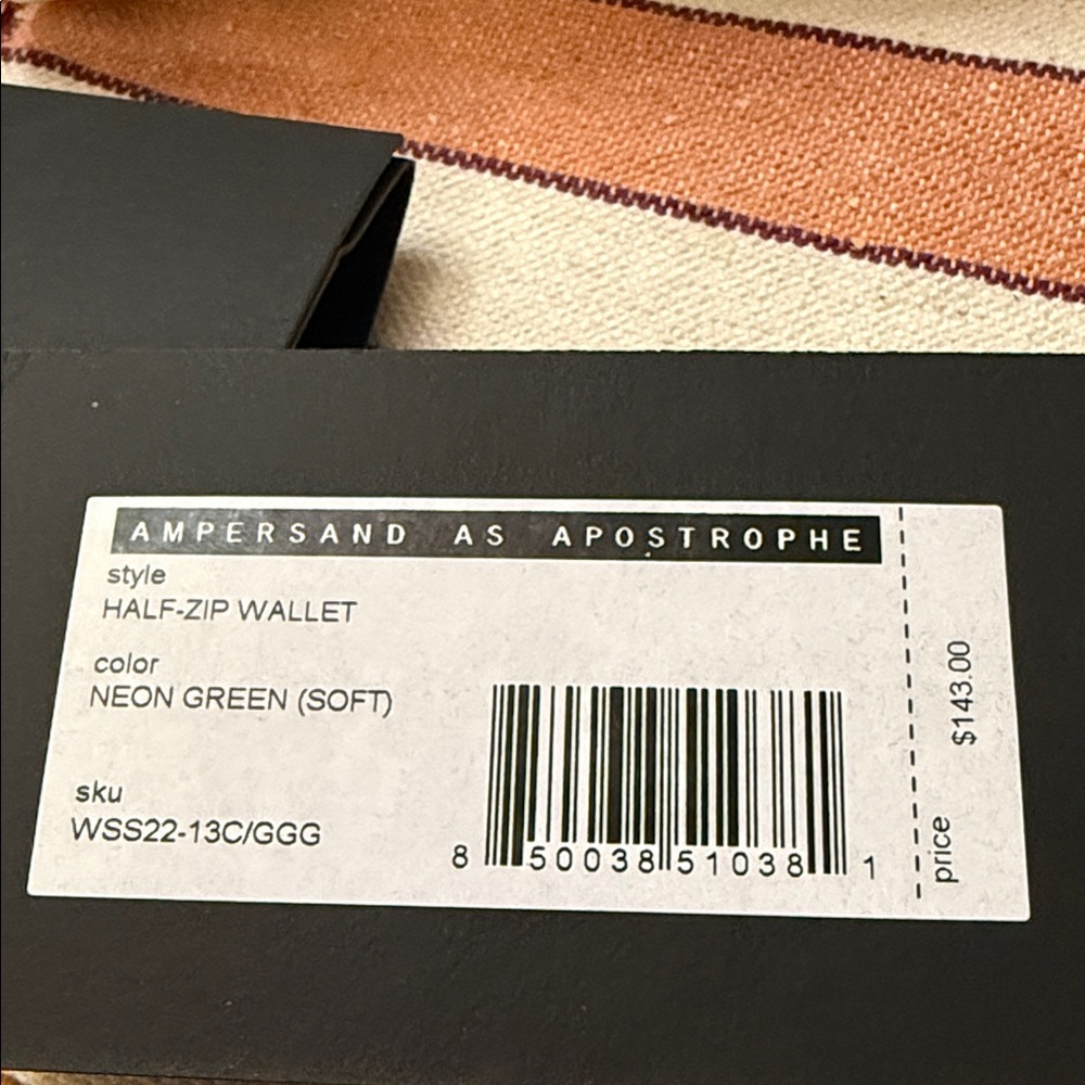 Ampersand as Apostrophe Neon Green Half Zip Wallet - Picture 2 of 7